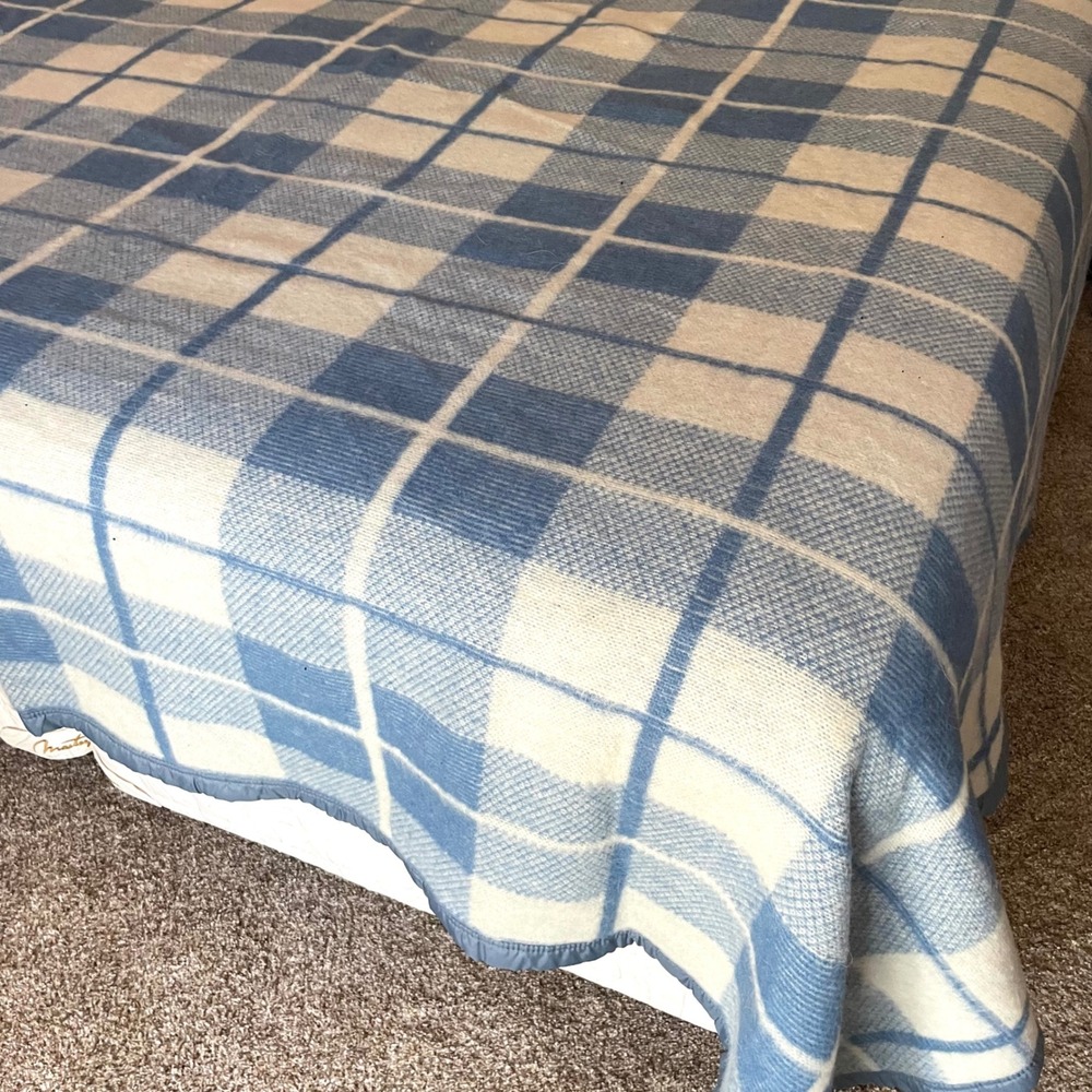 Vtg Poyet Motte France 100% Wool Blanket Size Queen Blue Plaid Woolmark 94x90